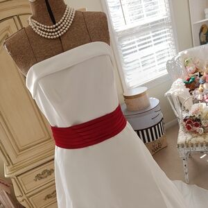 2005 TIMELESS A- LINE WEDDING GOWN! EUC!❤️